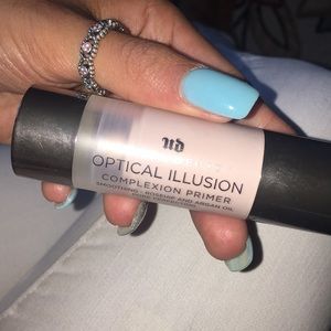 Urban Decay face primer